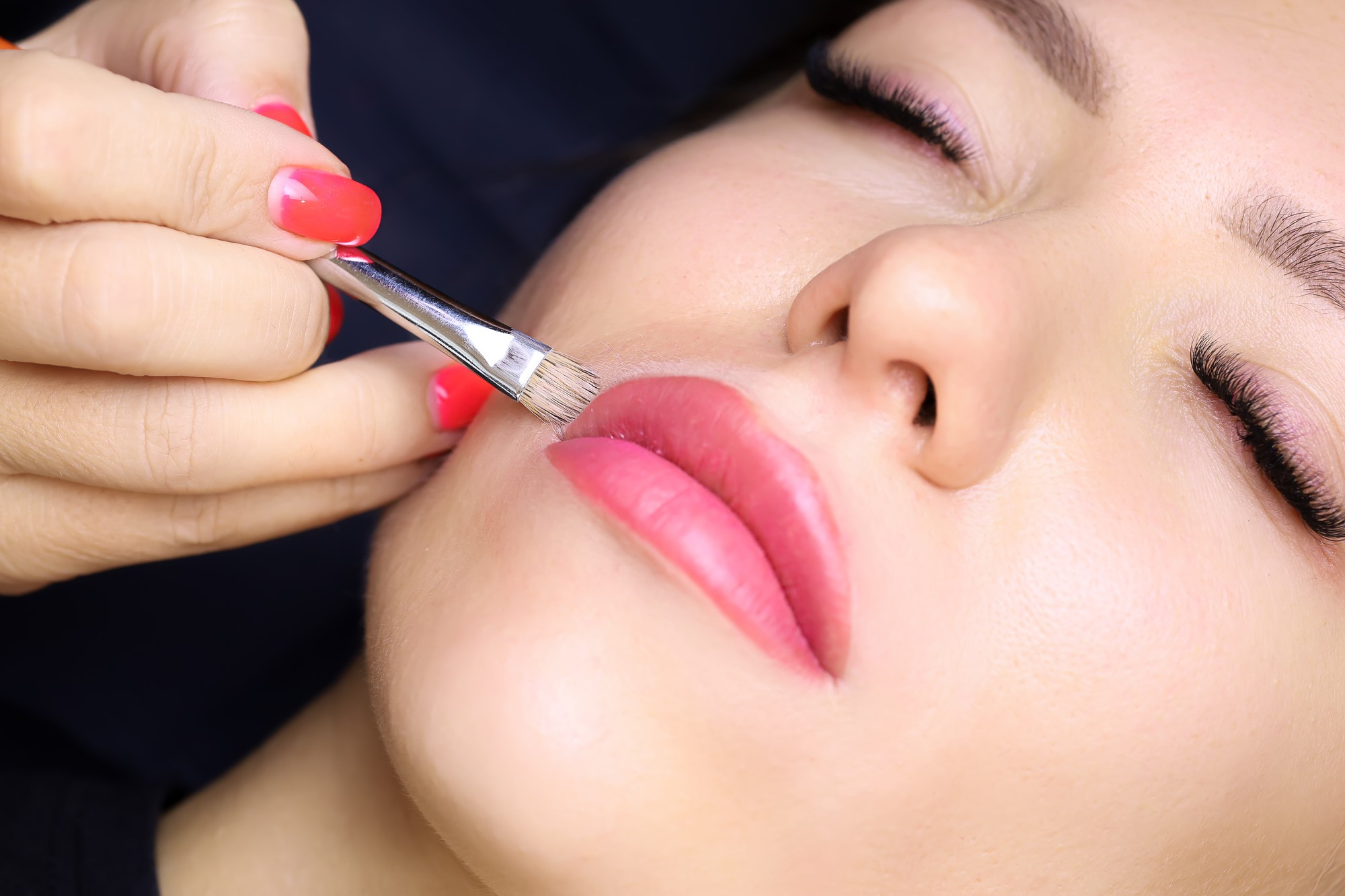 Sparse brows and thin lashes